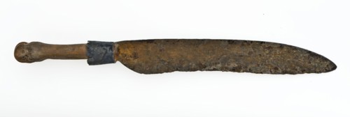 Knife with elongated blade, metal handle protector and short, legs handle, knife cutlery soil find iron bone copper? metal