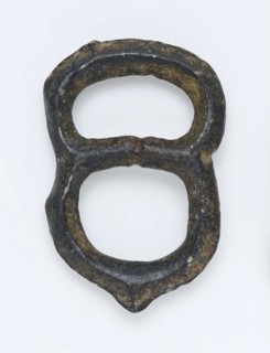 Small pewter ornamental buckle, buckle in the shape of an 8, buckle fastener component soil find tin metal, archeology