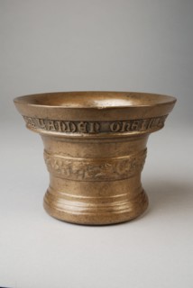 Peeter van den Ghein de Oude (1528 - 1561), Mortar with Peeter van den Ghein mefecit MCCCCCXXX, auger equipment copper brass