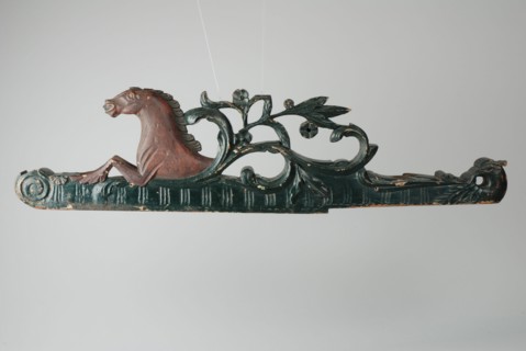 Kortevagen, horse, carved wooden rear crate of peasant toy, rear crate ornament part wood carving sculpture footage wood paint
