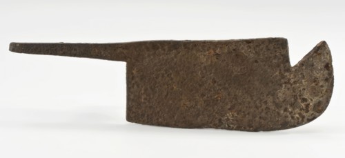 Large work knife with triangular notch on the back at the tip, for cutting and chopping food, with curved end of the sting, work