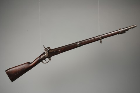 rifle rifle percussion rifle rifle firearm weapon iron steel wood walnut metal, tail engraved 1815 on bar engraved in height
