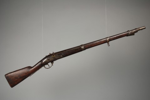 Sapper's gun M1815 or percussion gun with ramrod and bayonet, used by the boys of the Reformed Orphanage, Rotterdam, rifle