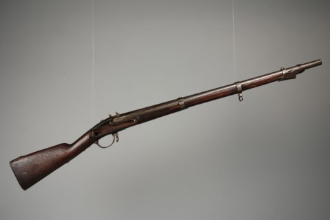 Sapper's gun M1815 or percussion gun with ramrod and bayonet, used by the boys of the Reformed Orphanage, Rotterdam, rifle