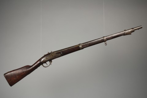 Sapper's gun M1815 or percussion rifle with ramrod and bayonet, used by the boys of the Reformed Orphanage, Rotterdam, rifle