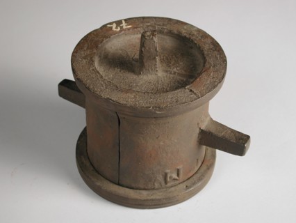 Tinsmith: Dirck Jansz Messchaert I of Dirck Jansz Messchaert II, Four-piece bronze mold for barnyard with initials DIM, mold