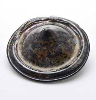 Fragment of soil, stand ring and wall of smooth drinking cup, drinking cup drinking utensils holder soil find glass, handblown
