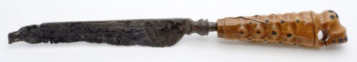 Knife with cut handle in the shape of hoof, knife cutlery soil find metal iron ivory, Table knife with ivory handle Cut out