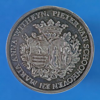 J.C. Marmé, Medal on the 50th wedding of Pieter van Schoonhoven and Maria Anna Witheyn on April 17, 1758, wedding medal
