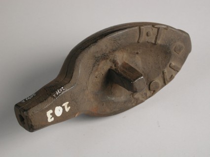 Jan Timmers, Two-piece bronze mold for shovel with wooden handle, with initials IT and 1763, mold casting tool tools equipment