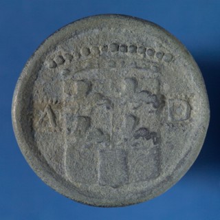 Medal, possible poor medal, with coat of arms of Rotterdam and initials D, poor medal? penny swap? lead metal, orphans? penny