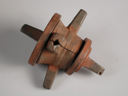 Four-piece bronze mold for top of bottle, mold casting tool tools equipment metal-bronze bronze, molded turned Four-part bronze