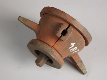 Four-piece bronze mold for top of pot, mold casting tool tools kit metal-bronze bronze, cast Four-piece bronze mold for casting