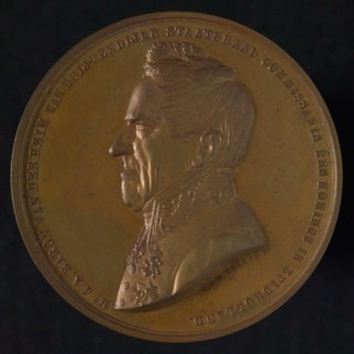 design: David van der Kellen, Medal in honor of Mr. J.. Baron van der Heim van Duijvendijke, penning footage bronze, struck