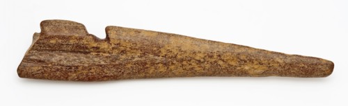 Point of legs harpoon or pointed with two barbs, harpoon tools equipment soil finds leg, sawn cut cut Late stone age archeology