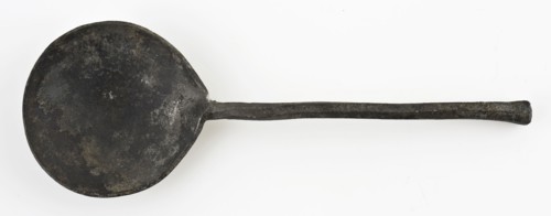 Pewter spoon, round bowl and hexagonal handle, marked, spoon cutlery soil find tin metal, cast Drop-shaped tray handle.