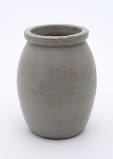 Gray mustard jar with profiled upper edge, mustard pot pot holder soil find ceramic stoneware glaze salt glaze, rotated Oval