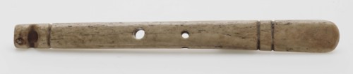 Legs biting tip with whistle at the end, part of rattle, bite stick rattle toy relaxant soil find leg? ivory?, cut One end round