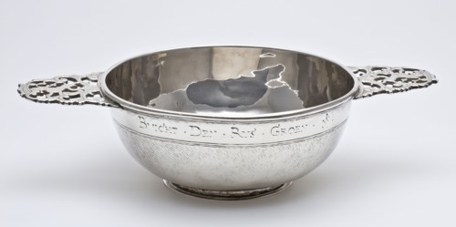 Silversmith: Abraham Verschuyren, Silver brandy bowl with BVIGHT. PINE TREE. RYS. GREEN., brandy bowl bowl crockery holder
