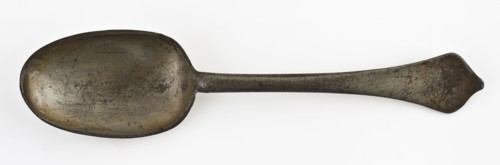 Pewter spoon with Engelmerk in steel backside above, spoon cutlery soil find tin metal, Steel top behind: angel in oval