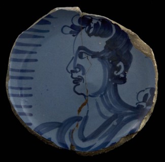 Soul of berettino with classic face on blue ground, plate dish crockery holder soil find ceramic earthenware glaze tinglage