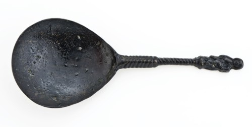Copper apostle, oval shovel, apostle with cup In his hand, spoon cutlery soil find copper metal, casted beaten Copper spoon oval
