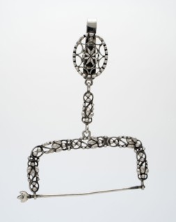 Abraham Monsieur, Silver ball holder with hook, Tangle holder holder silver, molded maker's mark: AMS knitting