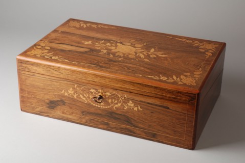 Wooden writing box with flower decoration, inside writing surface, storage compartments and two ink bottles, writing box box