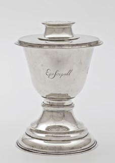 Adrianus Stratenus, Silver cup with The English Episcopal Church, cup liturgical vessel holder silver, grams, 389 grams