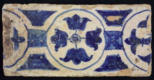 Border tile, blue, decoration with circles and flowers, border tile wall tile tile sculpture ceramic earthenware glaze, baked 2x