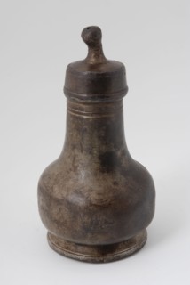 Tinsmith: Dirck Hendricksz. van Lier?, Bottle with pear-shaped body and screw cap, feeding bottle utensils equipment soil find