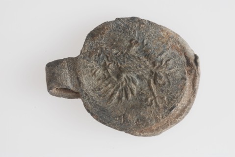 Cloth lead with eagle and keys, cloth seal hallmark ground find lead metal, poured beaten Cloth lead with on the front an eagle