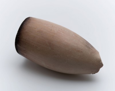 Pipe bowl, white baking clay, pipe head soil found ceramic pipe ground h 3.5 (approx.) Pressed in mold pressed through pierced