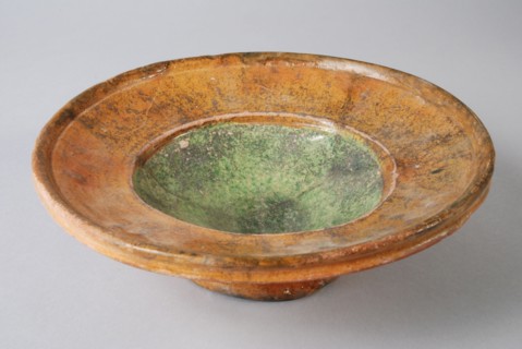 Earthenware dish, red shard, green and brown glazed, on stand, plate crockery holder soil find ceramic earthenware glaze lead