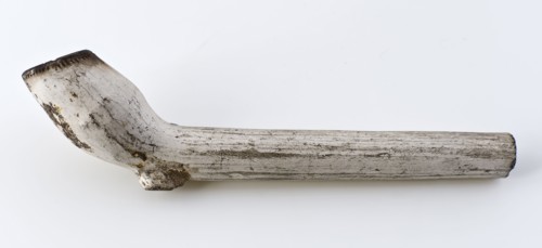 White clay pipe, marked, with decorated handle, clay pipe smoking equipment smoke floor earthenware ceramic pottery, hand-formed