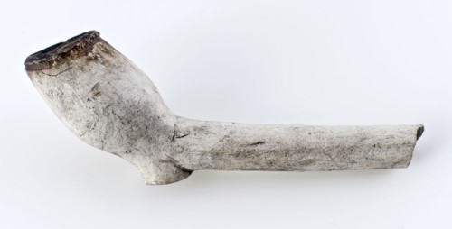 White clay pipe, unnoticed, with decorated handle, clay pipe smoking equipment smoke floor earthenware ceramic pottery, hand