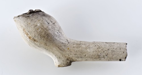 White clay pipe, unnoticed, with smooth handle, clay pipe smoking equipment smoke floor pottery ceramics pottery, lb stem 2.9
