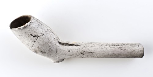White clay pipe, unnoticed, with smooth handle, clay pipe smoking equipment smoke floor pottery ceramics pottery, pressed
