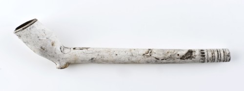 White clay pipe, marked, with decorated handle, clay pipe smoking equipment smoke floor pottery ceramic pottery, pressed
