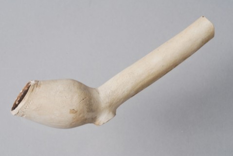 Hendrick Jansz., Clay pipe from the waste from Rotterdam pipe making, clay pipe smoking equipment smoke floor pottery ceramics