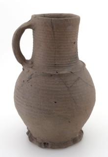 Stoneware jug, ball model with wide vertical ear, on squeeze foot, can crockery holder soil find ceramic stoneware, hand-turned