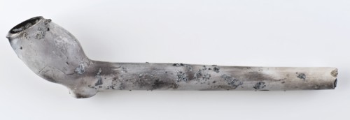 Clay pipe, unnoticed with smooth handle, clay pipe smoking equipment smoke floor pottery ceramics pottery h 3,1, pressed
