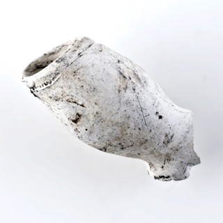 Clay pipe, unnoticed, with smooth handle, clay pipe smoking equipment smoke floor pottery ceramics pottery, pressed finished