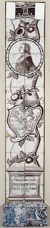 tile manufacturer Schiedamsedijk, Aalmis, Tile pilaster with portrait of William V, following his marriage on 4 October 1767