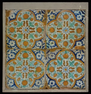 Tile field, four tiles, central decor, with orange, blue and green on white, pompadour, frame: vierpas, tiled field wall tile