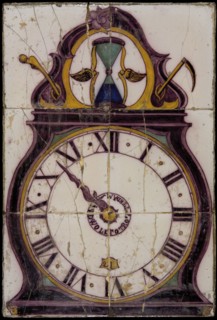 Van der Wolk, Tile panel, six tiles, purple, blue, yellow and green on white, pendulum clock with Roman numerals, IVDP Wolk