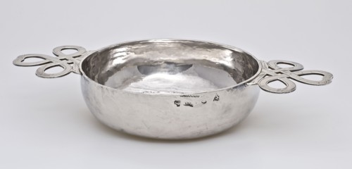 Silver brandy bowl with two handles, brandy bowl bowl holder silver, driven cast engraved Round completely smooth bowl