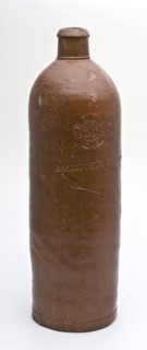 Stoneware mineral water pitcher, cylindrical with round shoulder, sausage ear and short neck, mineral water pitcher jar product