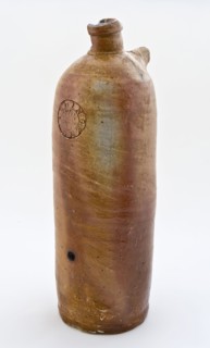 Stoneware mineral water pitcher, cylindrical with round shoulder, sausage ear and short neck, mineral water pitcher jar product