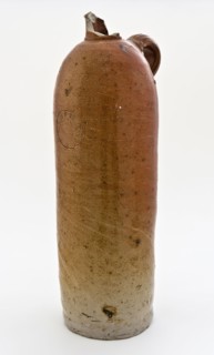 Stoneware mineral water pitcher, cylindrical with round shoulder, sausage ear and short neck, mineral water pitcher jar product